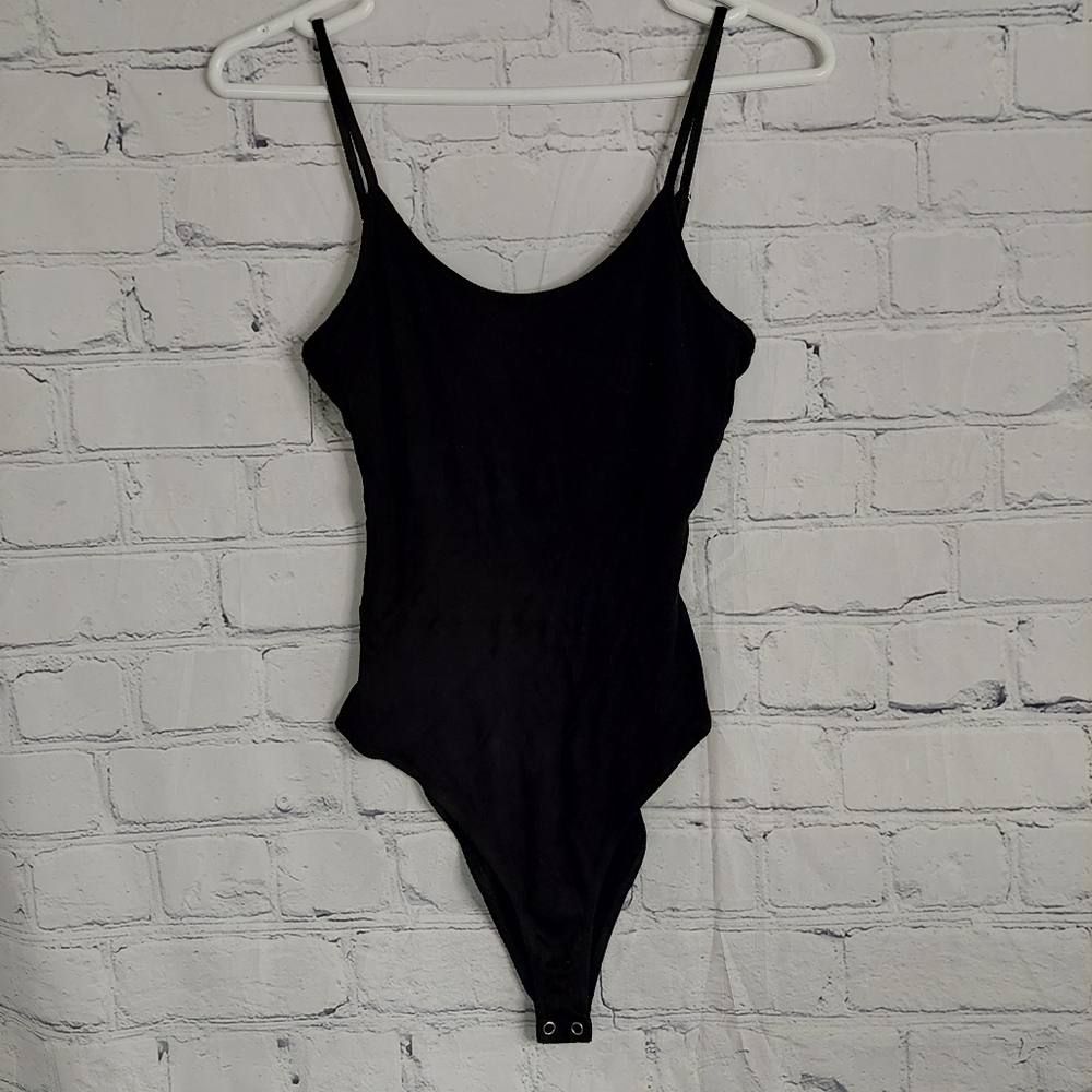 Low back, ribbed bodysuit, size small, black, adjustable strap